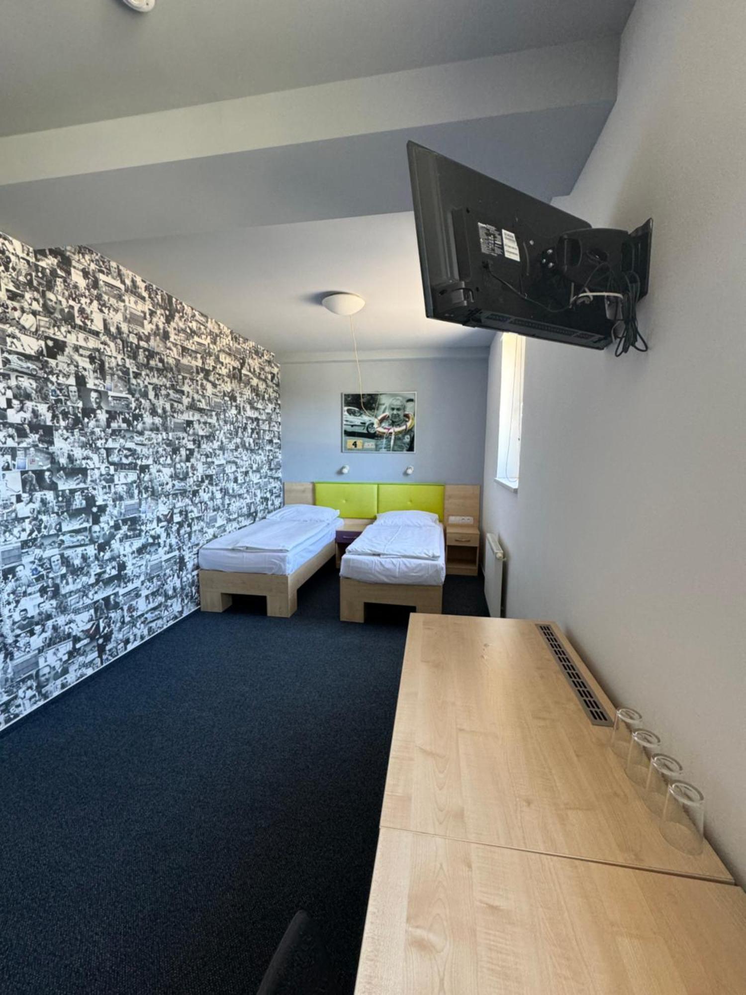 Sport Hotel Sletiste Kladno Dış mekan fotoğraf